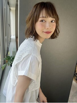 ラノ(LANO) 20代30代40代50代小顔ミディアム外ハネボブアッシュ