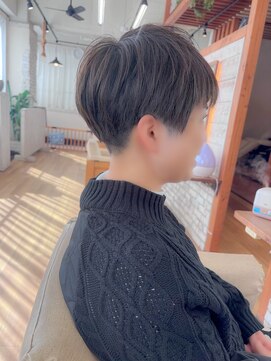 レイ(Lei) 刈り上げハンサムショート