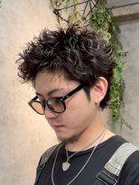 ハーシーバイアポロ 相模大野(HERSHE by apollo)&nbsp;MEN’S HAIR/ブルーブラック/フェザーパーマ/ハイライト