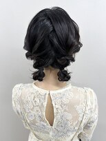 ソリン(Solin')&nbsp;鎖骨ミディアムでもできるツインお団子