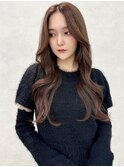 韓国ヘアハッシュカットふんわりミディアムココアブラウン艶髪