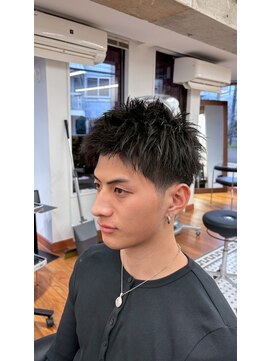 ザデイトウキョウ 表参道 青山(THE DAY TOKYO) 表参道駅MEN’S/ニュアンスパーマ/刈り上げセンターパート