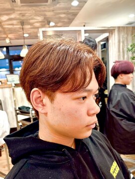 ヘアショップエヌアンドエー 久喜店(hairshop N&A) 春向け明るめブラウンのメンズショート センターパート