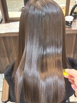 グランドール 下曽根店(Grandoll)&nbsp;艶感たっぷりのナチュラルストレート【下曽根駅】