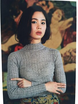 ワフトテイラー(Waft Taylor) 大人気えりあしギリギリよりちょい長めクールボブ