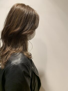 ビューティーリゾート アカヒゲ(Beauty Resort AKAHIGE) 韓国人風くびれ巻きヘア