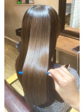 カミビト マヴィー(kamibito mavie) 髪質改善トリートメント／ココアベージュ／フェミニンロング