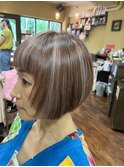前下がりのボブハイライト