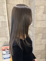 レイア(Leia) ラベンダーグレージュ