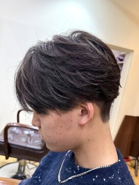 レボルトヘアー(R EVOLUT hair) ハイライトセンターパート刈り上げマッシュ眉毛柏市柏駅