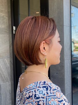 メゾン アヴァロ(Maison Avallo) イヤリングカラーのオレンジベージュBob