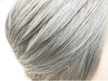 ミューク(mjuk)の写真/毎月するカラーだからこそ、髪を綺麗に保ちたい…トリートメント込みのメニューで綺麗なカラーが叶う☆