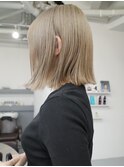 ハイトーンボブ ミルクティーベージュ ブロンドベージュ