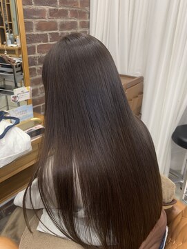 山野愛子美容室 銀座店 アッシュ×オリーブカラー×韓国ヘア