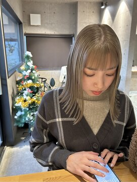 ルーチェバイリベルタ(Luce by liberta) ブリーチ×シルキーベージュ