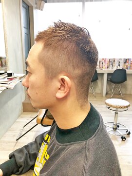 バース(BIRTH) 天神【BIRTH】ジェントルマン刈り上げソフトモヒカン