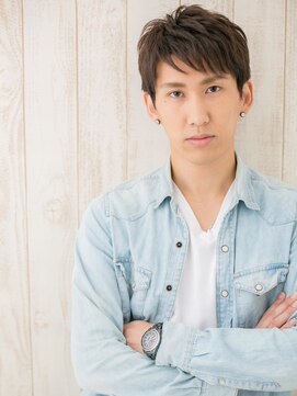 理容ハンサム 戸田公園店 斜めバングで個性的に☆ビジカジ束感ショートC