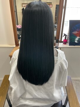 クオーレ(CUORE) ドライヤーで乾かしただけでさら艶にまとまる縮毛矯正