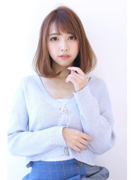 オーロ(ORO) ボブと相性の良いミルクティーベージュ