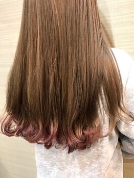 セルフィッシュヘアー(Selfish hair)の写真/あなたの魅力を最大限に引き出してくれる♪最旬トレンド×似合わせで理想のスタイルを手に入れて…☆