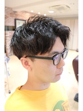 カズ 中津店(KAZU) メンズヘア アップバンクショート ツイストパーマ 茨木市