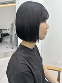 切りっぱなしボブ/ブルーブラック/ミニボブ/似合わせカット