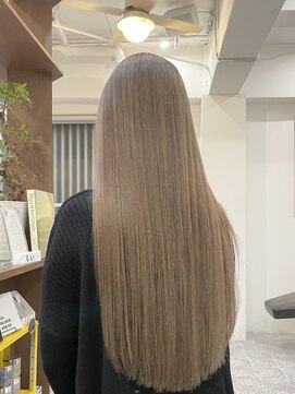 ルイ(ROUIS produced by LUCK 津田沼) ROUIS 津田沼 ハイトーン×ロング/ブリーチ/白髪ぼかし