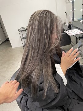 キング 高槻(K!ng) 縮毛矯正髪質改善ハイライトレイヤーカット高槻美容室エクステ