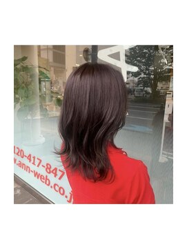 アン バンダイ(Ann BANDAI) ツヤツヤ、レイヤーカット