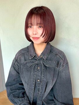 アンドルトワ(and Lutowa) 顔周りレイヤーボブ×デザインカラー