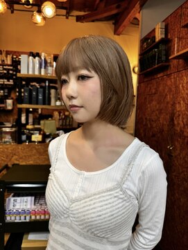 ノラ カマクラ(NORA kamakura) ブラウンベージュミルクティーベージュケアブリーチくびれ耳かけ