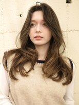 ランプ 代官山(the lamp)&nbsp;透明感カラー20代ふんわりレイヤースタイルオリーブベージュ