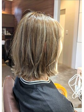 ヘアーズファイン(hair's fine) ハイライト◎ウルフ レイヤー ミディ 艶くびれ４０代