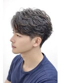 春のモテ髪◎刈り上げセンターパート×フェザーパーマで垢抜け