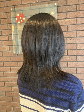 りんごの木セントラル(Central) ウルフカット