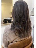 サロン(salon.)&nbsp;グレージュ×ハイライト/髪質改善/20代30代40代