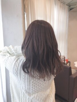 ペイジバイネオリーブ 吉祥寺店(Paige by Neolive) 【paige by neolive 吉祥寺】ツヤ感パープルブラウン