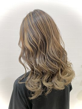 オーリーヘアー(Olliy hair) マロンベージュ/細めハイライト/20代30代40代50代