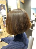 前下がりぶつ切りボブ