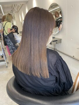 ジェムバイアルテフィーチェ(gem by artefice) ブラウンベージュ/ストレートヘア