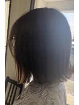 アール ヘアーアンドメイク 妻田店(R Hair&Make) 切りっぱなしボブ