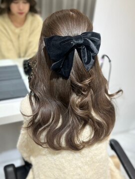 ランテルディ 渋谷(LANTERDIT) ロングヘアアレンジ ツヤ髪 アッシュブラウン グレージュ