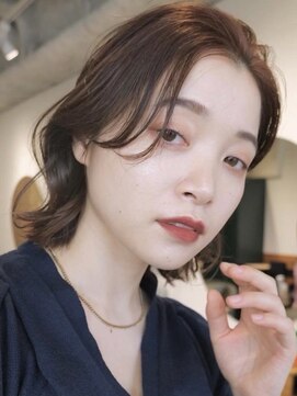 ノイカーム(noi Calm) 顔周りレイヤーカットグレージュカラーくびれボブショートカット