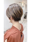 大人可愛いショートスタイル