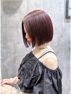 リバティーエル 勝どき店(LIBERTY-L) 切りっぱなしボブ×ブリーチなしチェリーレッド【髪質改善】