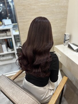 ラビス クローバー(Lovis clover) ショートボブ ニュアンスカラー センターパート