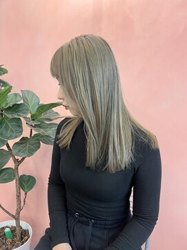 ディプティモイラ(dipty MOILA) beige color