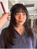 地毛カラー透明感カラーロングレイヤーカット顔まわりレイヤー