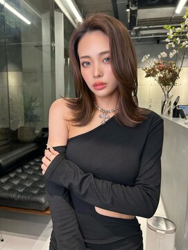 サンバレー(SUNVALLEY) ★小顔似合わせカットサイドバング外ハネ小顔 イメチェン