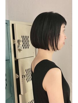 Salt straight bob (CHiE)